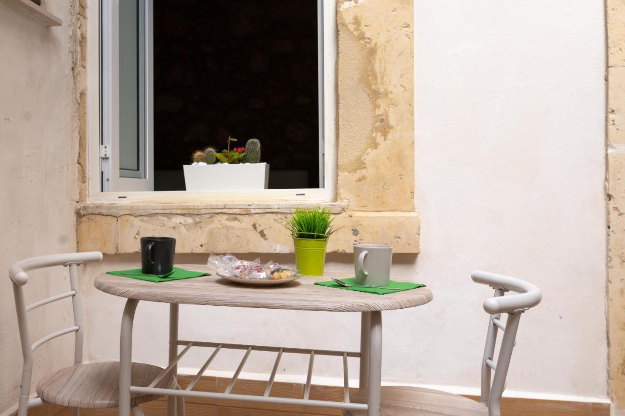 Ma-Ri House Apartman Szirakúza Kültér fotó